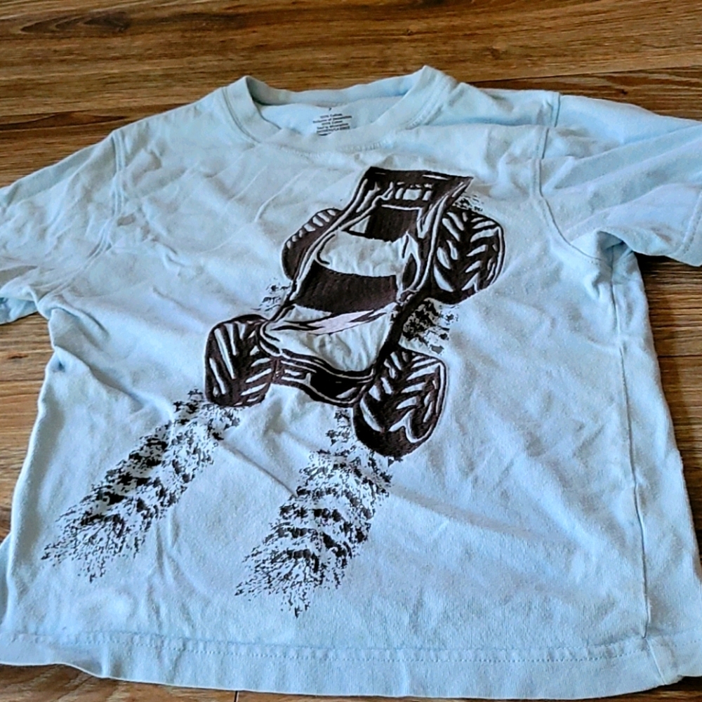 Gymboree boys tshirt